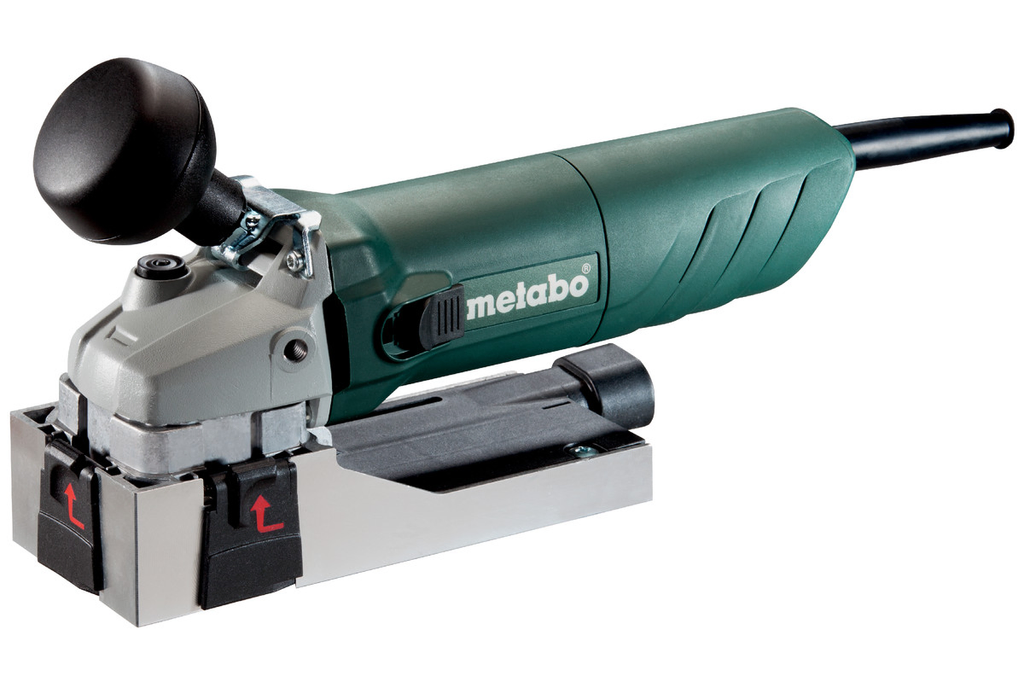 Rent this Metabo paint stripper from BIYU and easily remove varnish and paint.