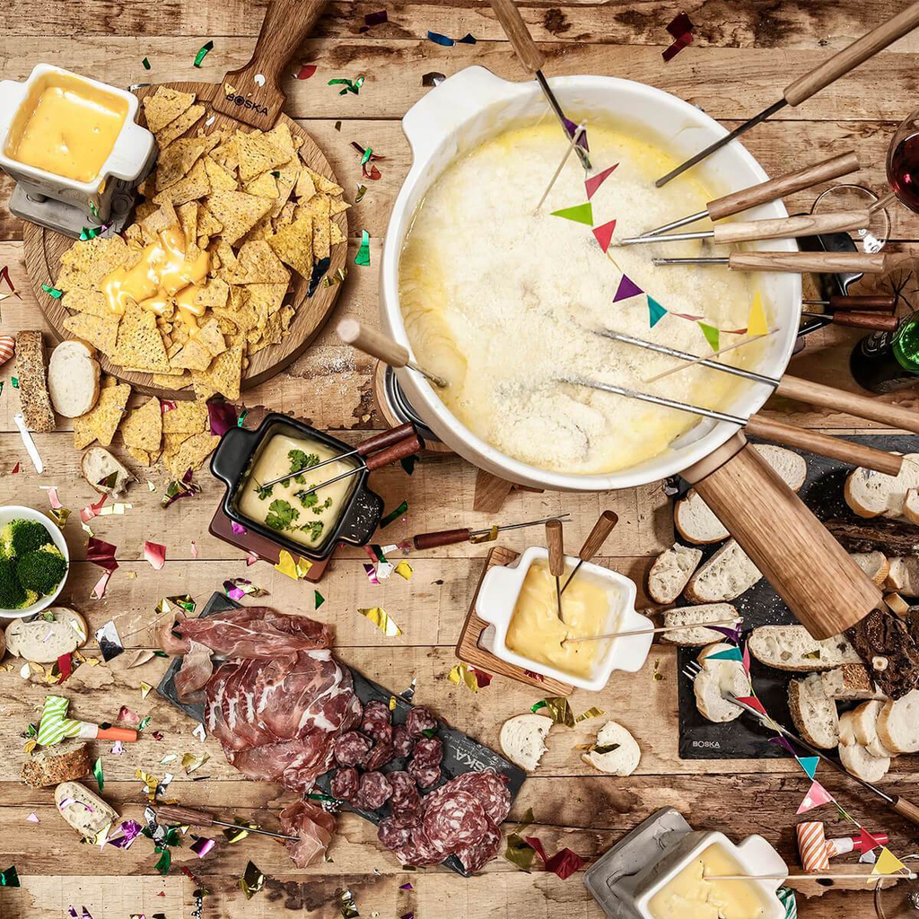 Boska chesse fondue at a party. Affordable rental with BIYU.