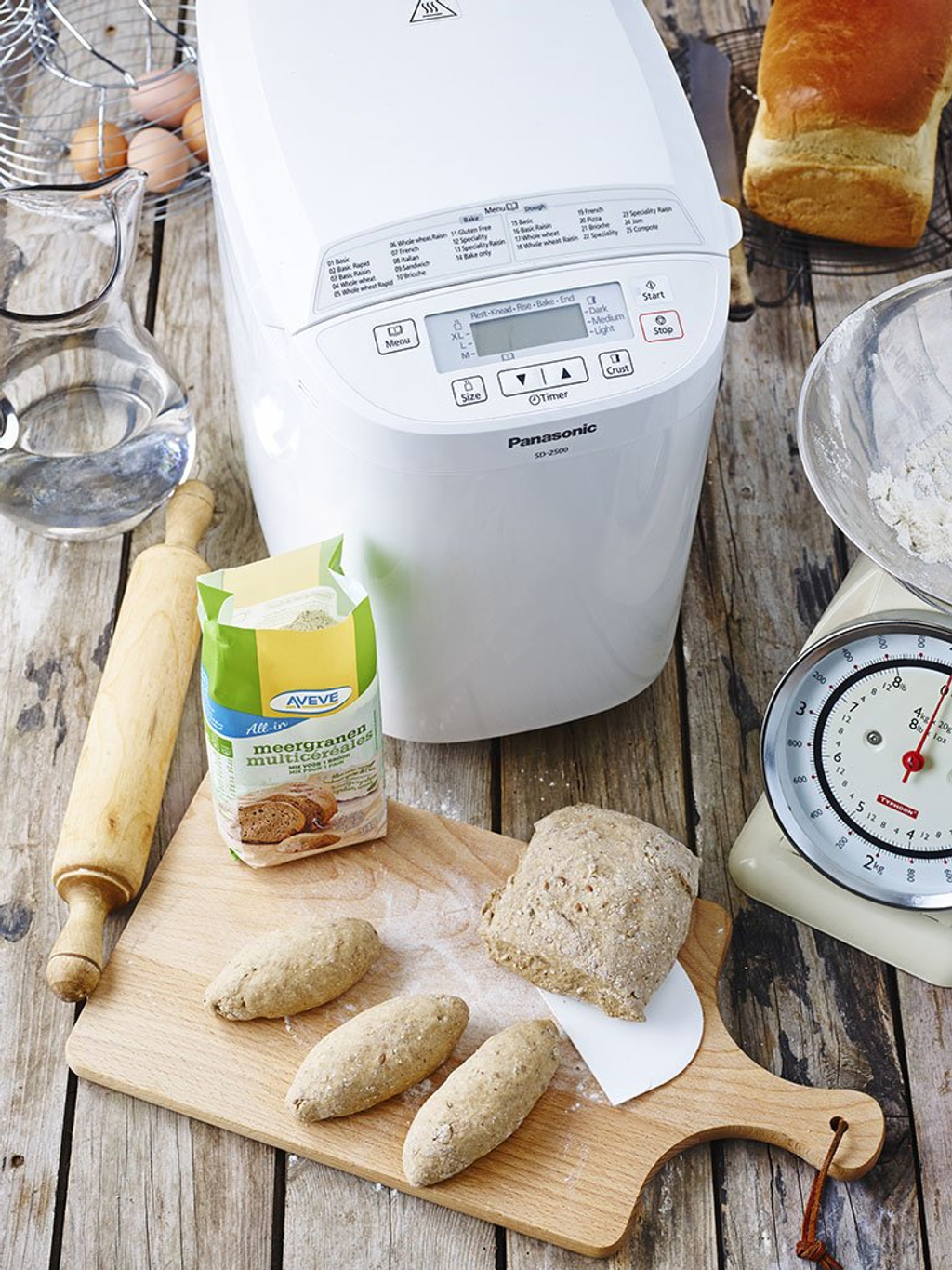 Rent the Panasonic SD-2500WXE bread maker from BIYU and bake fresh bread at home. Perfect for white, whole wheat, sourdough or gluten-free bread.