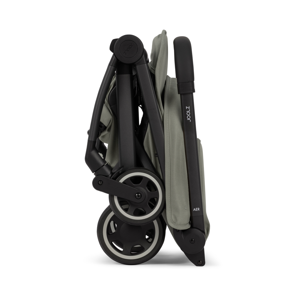 Rent this lightweight and compact Joolz stroller now from BIYU!