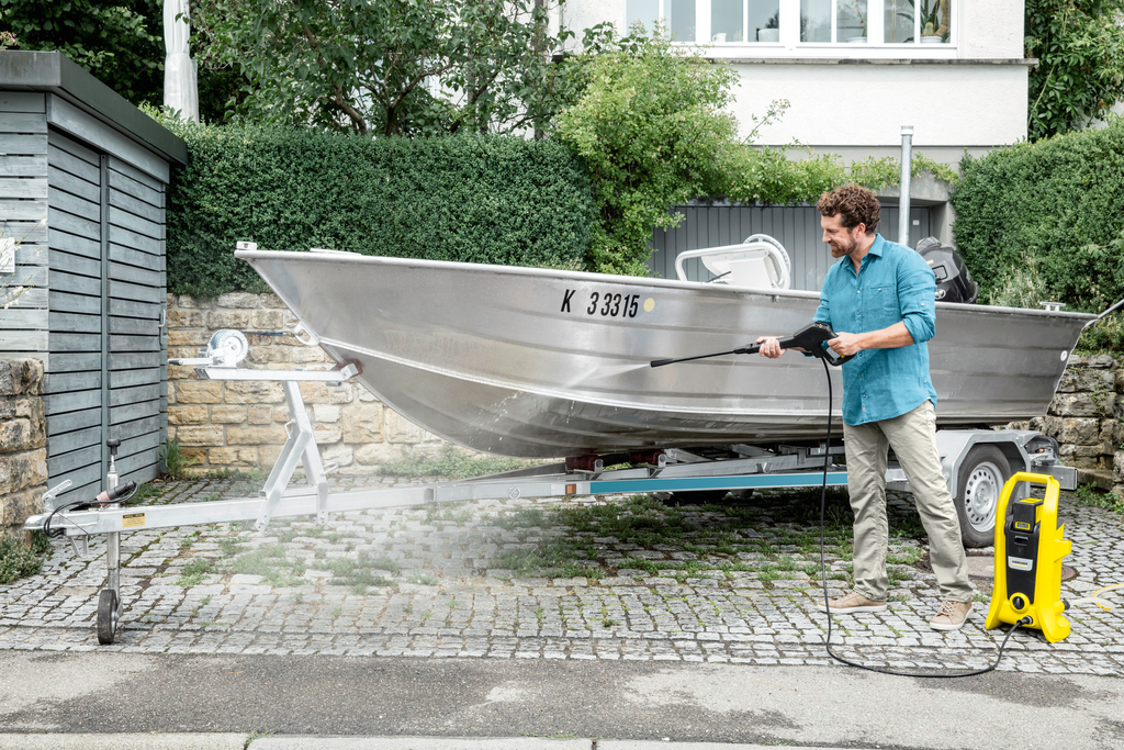 Rent this Kärcher K2 high-pressure cleaner with battery used to clean boat now at BIYU!