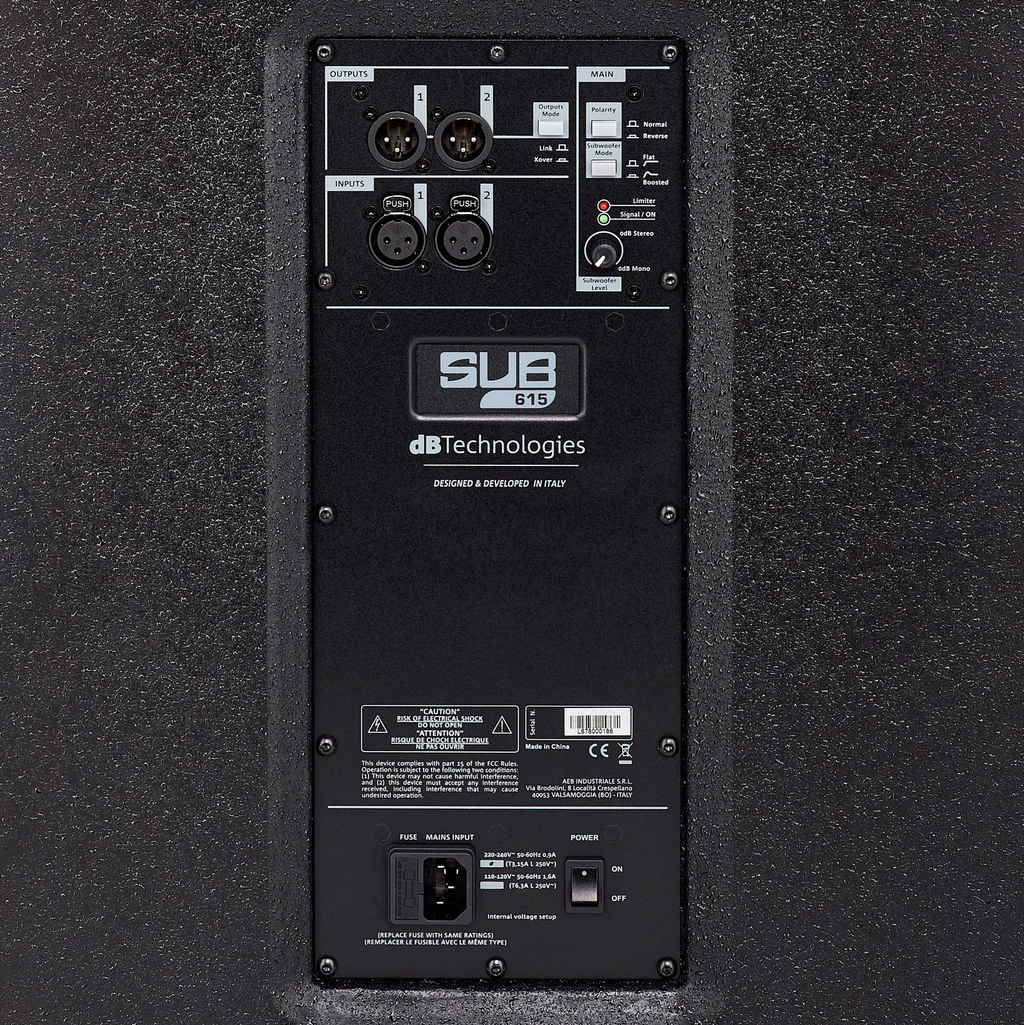 Huur de dBTechnologies SUB 615 actieve subwoofer bij BIYU voor krachtige basgeluiden op je feestjes! Foto van de 15-inch woofer met ingebouwde versterker.