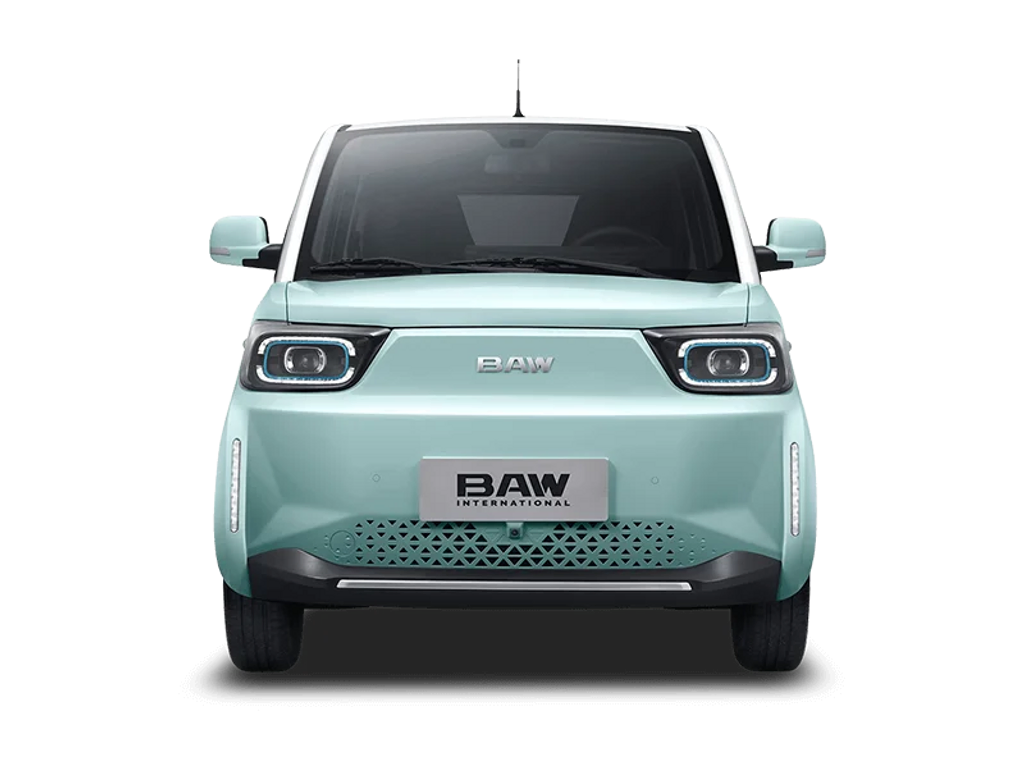 Compacte BAW PONY stadsauto met trendy tweekleurig ontwerp, beschikbaar voor verhuur in Amsterdam.