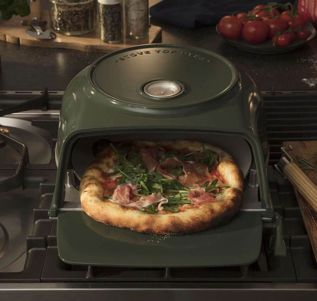 Huur de Fernus & Friends draagbare pizzaoven van BIYU - perfect voor feestjes en pizza thuis