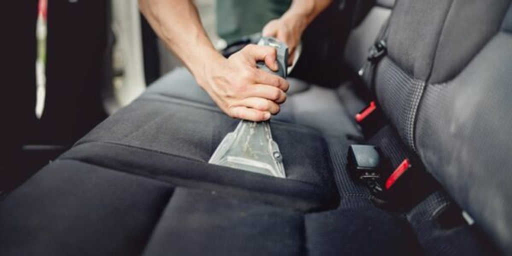 Kärcher professionele tapijt en bekleding reiniger voor het reinigen van de autostoelen